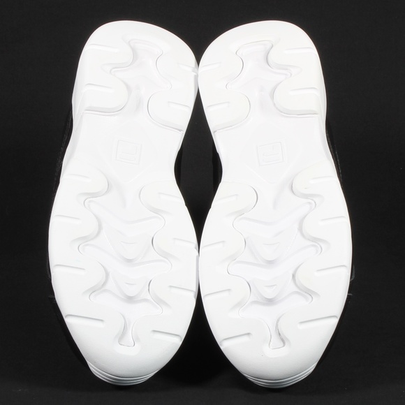 Fila Disarray Women's Sneakers Shoes Black NEW - Picture 8 of 8